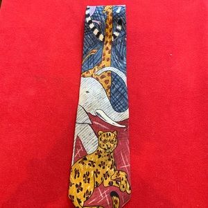 World Wild Life Tie - Design 106 - EUC
